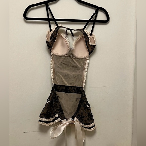 Victoria's Secret French Maid Lingerie Apron in pastel pink and black Valentine - Picture 5 of 6